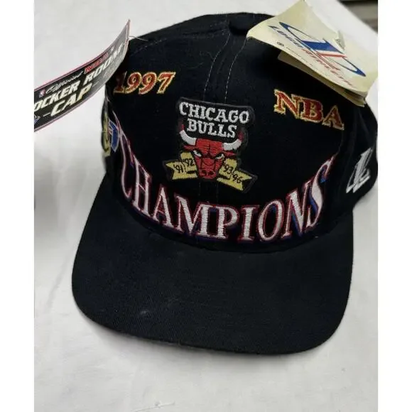 90s VTG CHICAGO BULLS Sports Specialties THREE PEAT 3 NBA Champions Hat SnapBack
